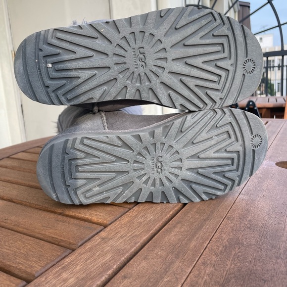 Tall grey button up Uggs (Bailey Button Boot) - Picture 7 of 7